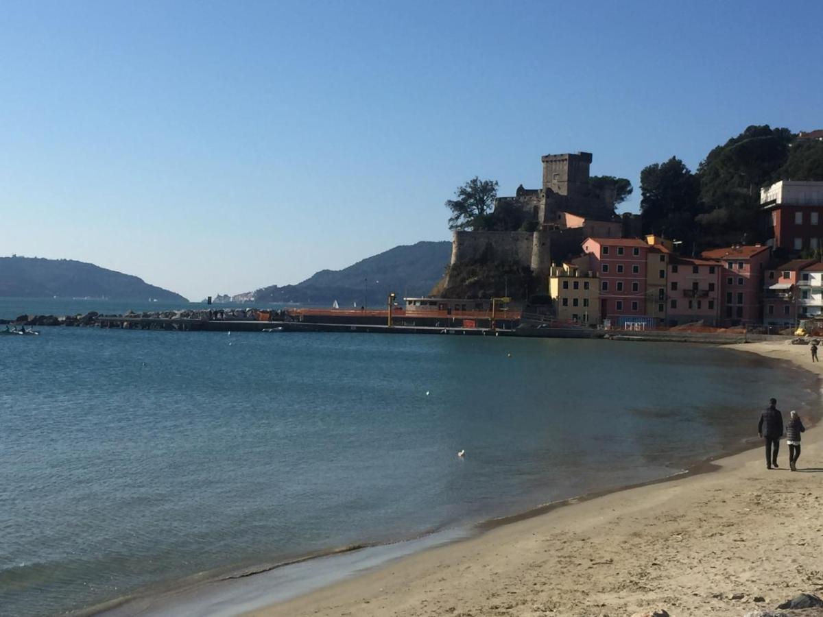 Casa Cargia' Holidays San Terenzo Exterior photo
